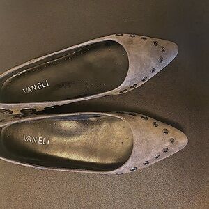 Vaneli Flat Shoes